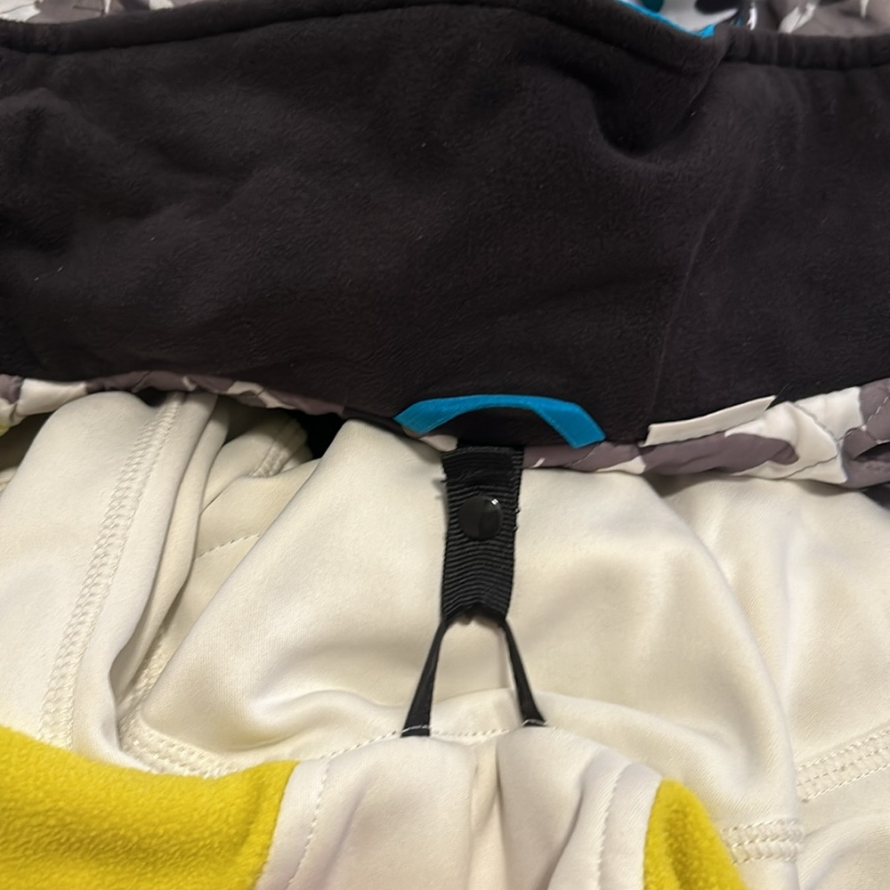 Ski jacket - Picture 13 of 16